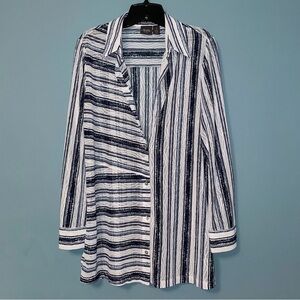 Chico’s Travelers Shirt Jacket Layering Piece Lightweight Size Medium